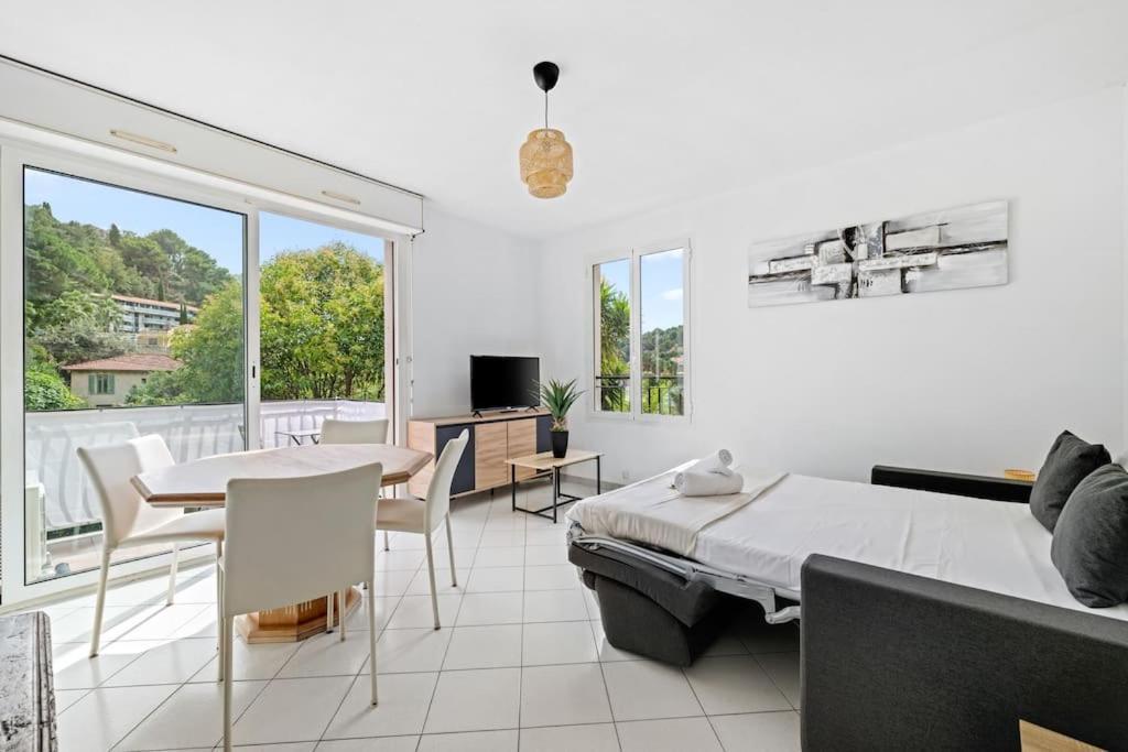 La Villa Julia - Calme - Spacieux - Parking Prive - Climatisation Menton Dış mekan fotoğraf