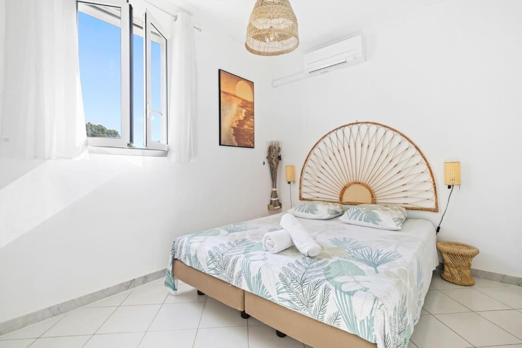 La Villa Julia - Calme - Spacieux - Parking Prive - Climatisation Menton Dış mekan fotoğraf
