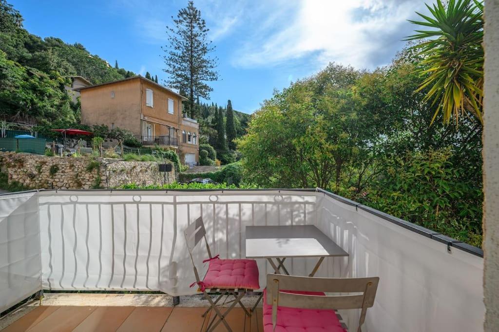 La Villa Julia - Calme - Spacieux - Parking Prive - Climatisation Menton Dış mekan fotoğraf